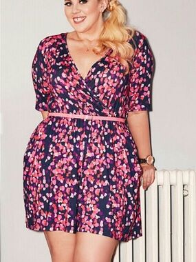 NWT Simply Be Romper. Belt missing.
